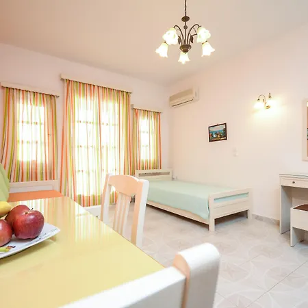 Sunny アパートホテル