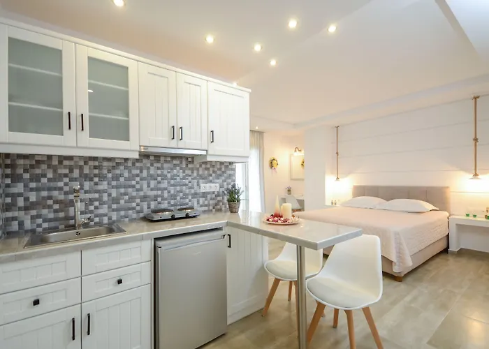 Sunny Appart hôtel 3*