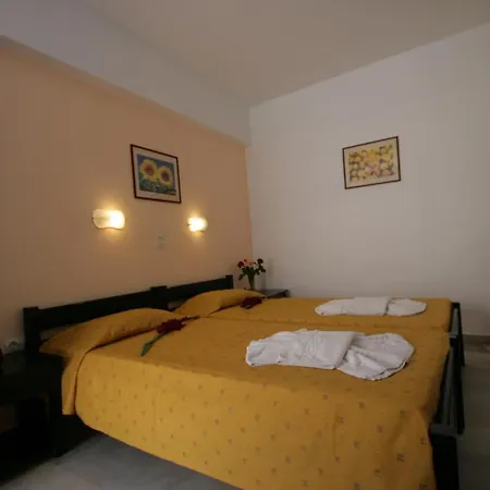 Sunny Aparthotel Naxos City