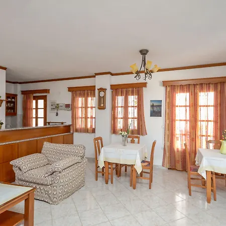 Sunny 公寓式酒店 3*