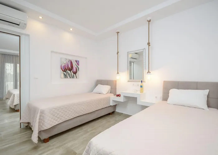 Sunny Apartahotel Naxos City